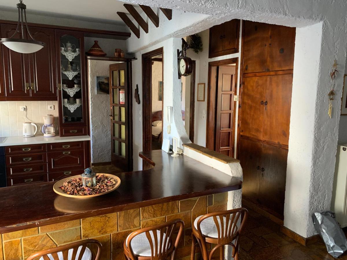The Rustic Hug Apartman Athén Kültér fotó